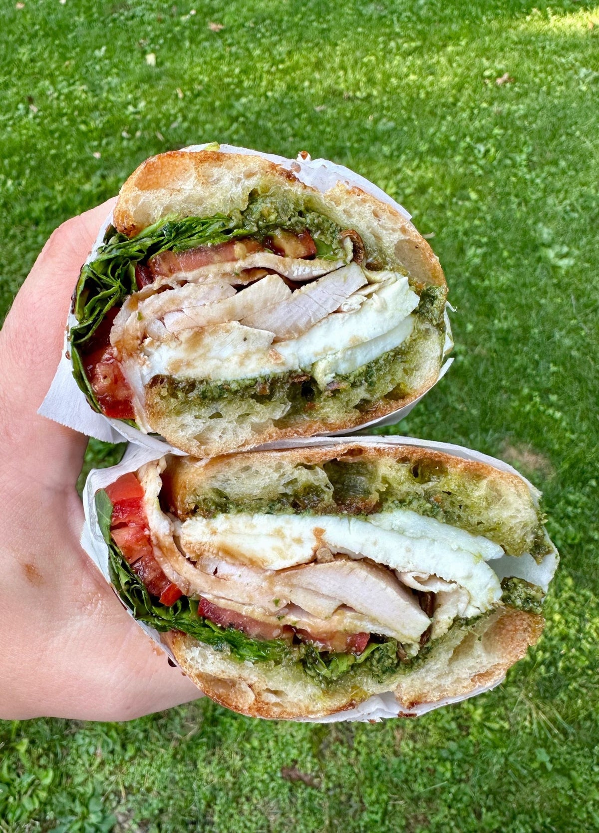 Pesto Turkey Sandwich